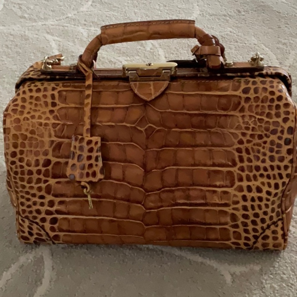 Dooney & Bourke Vintage Doctor Style Satchel
